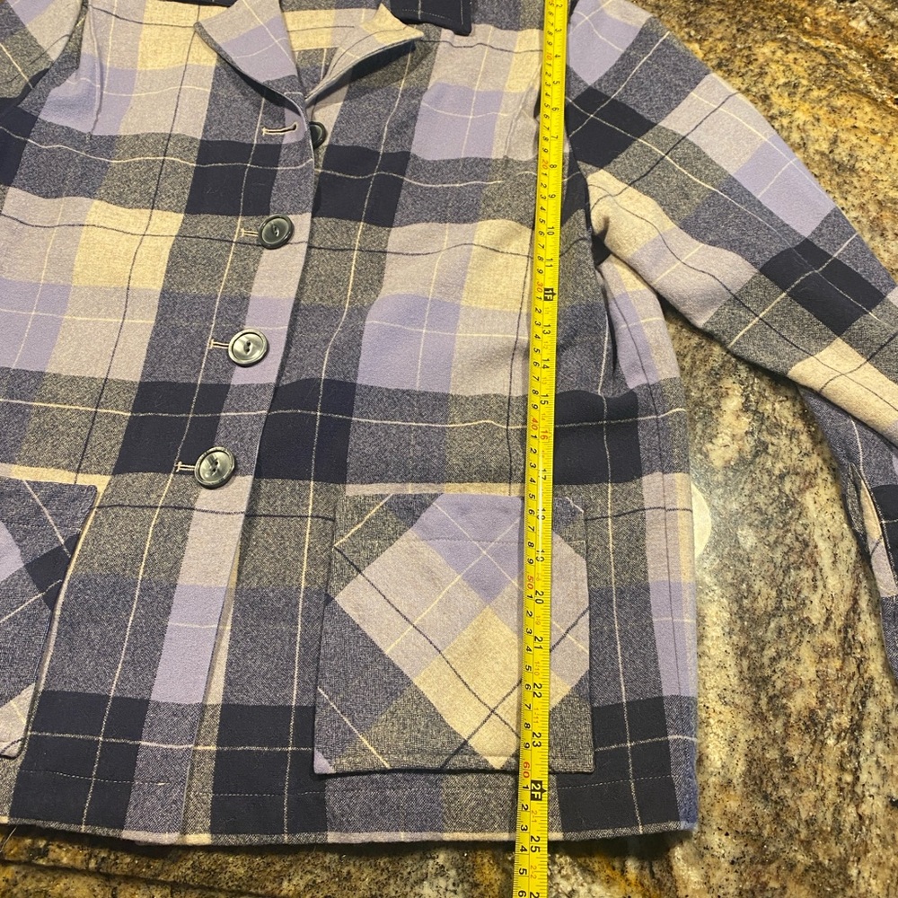 100% virgin wool Pendleton Navy and Beige Plaid Shirt - Picture 12 of 16